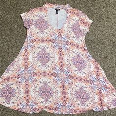 Deep V Size Large Dress Very Cute Pattern Never Worn. Casual Tunic Dresses In Patterned Color, Dresses Cute, Large Dress, Rue21, Cute Pattern, Deep V, Pink Red, Mini Dress, Womens Dresses