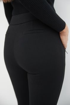 Do you sometimes miss the stretch and comfort of your yoga pants while you shuffle between team-meetings and project reports? These knitted pull-on pants from our Secret Figure collection are perfect for your high-intensity days without letting go of your charm and formal look. The stretch and fit of the ponte knit fabric keep you feeling feather-light all day long. Pair them with the right blouse or formal shirt for an everyday combination that’s an instant hit. Zipper pockets Tummy control Tab Bolero Dress, Figure Collection, Our Secret, Formal Shirt, Petite Shorts, Navy And Brown, Feather Light, Loungewear Shorts, Baddie Outfits Casual