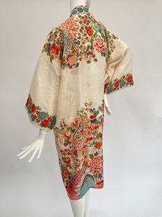 1930s Robe Kimono Japanese Antique Vintage - Etsy Vintage Floral Print Kimono, Long White Vintage Kimono, White Long Vintage Kimono, Vintage Multicolor Silk Kimono, Vintage Multicolor Kimono, Vintage Long Floral Print Kimono, Vintage Silk Kimono For Summer, Summer Vintage Silk Kimono, Vintage Multicolor Spring Kimono