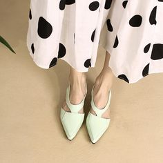 Gender: For Women Style: Fashion,KoreanOccasion: Casual,Party/Club,Office/CareerHeel Height: 3.5cmPlatform Height: 1cmSeason: Spring,Summer,Fall/Autumn,WinterPackage Contents: 1 x Shoes (Pair)Size Guide:28 = foot length 18.5-19cm (Foot width=6.5-7cm)29 = foot length 19-19.5cm (Foot width=7cm)30 = foot length 19.5-20cm (Foot width=7-7.5cm)31 = foot length 20-20.5cm (Foot width=7.5cm)32 = foot length 20.5-21cm (Foot width=7.5-8cm)33 = foot length 21-21.5cm (Foot width=8cm)34 = foot length 21.5-22c Club Office, Oxford Brogues, Christmas Leggings, Slingback Sandals, Shoes Heels Pumps, Fashion Korean, Slingback Sandal, Mid Calf Boots, Casual Party