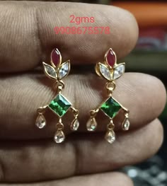 Emerald Earrings Wedding, Beaded Wedding Jewelry, Small Earrings Gold, Ear Tops, Bridal Jewellery Earrings, South Sea Pearl Necklace, Indian Jewellery Gold, Kundan Jewellery Set, Gold Jewelry Outfits