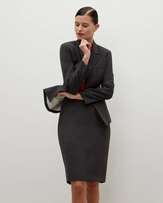 The Cobble Hill Skirt—Tropical Wool - Gray Melange | M.M.LaFleur Fitted Chic Bottoms For Office Wear, Mm Lafleur, Wardrobe Designs, Cobble Hill, Work Skirts, Elegant Skirt, Gray Skirt, Grey Women, Favorite Dress