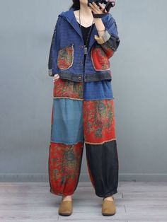 Styles: Ethnic Material: Cotton Linen Clothing Length: Regular Sleeve Length: Long Sleeve Collar: Hooded Decoration: Patchwork Pattern: Printed Season: Spring/Fall #sets #cottonlinen #hoodie #pants Flax Clothing, Chinese Embroidery, Mori Girl Fashion, Blouse Cotton, Chinese Fashion, Random Pattern, Cuffed Top, Oversized Blouse, Patchwork Patterns