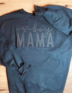 Unisex BLACK sweatshirt made with PUFF VINYL. Black On Black Puff Vinyl, Diy Sweatshirt Ideas Vinyl, Puff Vinyl Designs, Black Fleece Sweater With Letter Print, Black Letter Print Sweatshirt For Fall, Fall Black Letter Print Sweatshirt, Cozy Black Sweatshirt For Loungewear, Black T-shirt With Ribbed Cuffs For Fall, Trendy Black Sweats With Ribbed Cuffs