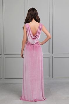 Maxi Elegant Dress, Couture Bridesmaid Dresses, Cowl Back Dress, Pink Velvet Dress, Velvet Dress Long, Low Back Dresses, Elegant Bridesmaid Dresses, Dress Wedding Guest, Velvet Gown