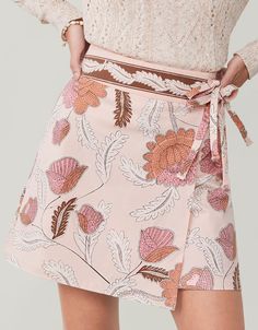 Matilda Bi-stretch Skirt 1859 Lighthouse Floral Stitch from Spartina 449 Branding Outfits, Plant Vibes, Apron Ideas, Stretchy Skirt, Spartina 449, Soft Pattern, Stretch Skirt, Clothes Style, Apparel Design