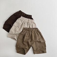 Our Summer Casual Solid Shorts are designed with comfort and style in mind. Crafted with cotton material, these unisex shorts are built with an elastic waist, mid-rise waist type, and a loose fit that fits true to size. With a solid pattern type and a casual style, these shorts are perfect for all your summer activities. Specifications Waist Type: Mid Style: Casual Season: Summer Pattern Type: Solid Material: Cotton Item Type: Shorts Gender: Unisex Fit Type: Loose Fit: Fits true to size, take yo Korean Baby Boy, Clothing Packaging, Korean Babies, Girl Dress Patterns, Kids Fashion Dress, Summer Pattern, Kids Fashion Clothes, Italy Fashion