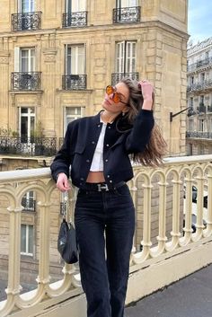 Outfits Con Jeans, Causual Outfits, Casual Chic Outfit, Winter Jackets Women, Fashion Today, Style Statement, Casual Fall Outfits, Casual Style Outfits, Minimalist Outfit