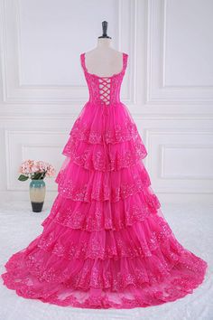 الكرة ثوب مشد الطبقات الفوشيه فساتين حفلة موسيقية الحبيب الترتر Pink Lace Fitted Ball Gown, Pink Gown With Sweetheart Neckline For Debutante Ball, Pink Sweetheart Neckline Gown For Quinceanera, Pink Quinceanera Gown With Sweetheart Neckline, Pink Gown With Lace Bodice For Quinceanera, Pink Gown With Corset Back And Sweetheart Neckline, Pink Lace Prom Gown, Fitted Pink Ball Gown With Lace Bodice, Pink Gown With Sweetheart Neckline And Fitted Bodice