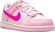 Triple Pink Dunks, Nike Dunk Low Triple Pink, Pink Dunks, Sneakers Pink, Pink Sneakers, Nike Kids, Nike Dunk Low, Kids Sneakers, Dunk Low