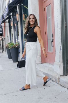 These linen wide leg pants are perfect for everyday wear and beach vacations! Expertly crafted with a smocked waistband and front pockets, these Oatmeal Striped Linen Wide Leg Pants offer both style and functionality. The frayed detail adds a touch of edginess, while the blend of 55% linen and 45% rayon ensures comfort and durability. Perfect for any occasion! Style with a basic tank top, comfy slide sandals, and a woven crossbody bag for a chic vacay-ready outfit! Wide Leg Linen Pants, Striped Linen, Basic Tank Top, Wide Leg Pants, Everyday Wear, Wide Leg, Tank Tops, Pants, How To Wear