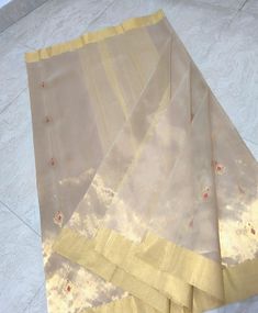 This is beautiful pure tissue chanderi silk sari with running blouse piece. Silk Traditional Wear With Sheer Dupatta For Diwali, Silk Pre-draped Saree With Sheer Dupatta For Diwali, Chanderi Blouse Piece With Sheer Dupatta For Eid, Diwali Sheer Dupatta Tissue Silk Blouse Piece, Transitional Tussar Silk Blouse Piece With Sheer Dupatta, Eid Chanderi Blouse Piece With Sheer Dupatta, Diwali Tissue Silk Blouse Piece With Sheer Dupatta, Silk Pre-draped Saree With Cutdana For Festivals, Festival Silk Pre-draped Saree With Cutdana