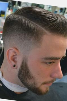 Dapper Haircut, Hairstyles For Teenage Guys, Fade Hairstyle, Best Fade Haircuts, Side Part Haircut, Hipster Haircut, Military Haircut, Mens Hairstyles Fade