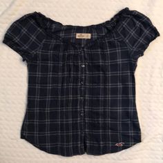 Never Worn But Laundered. Pls Check Photos. Basic Clothes, Checker Top, Checkered Top, Checkered Blouse, Hollister Tops, Basic Outfits, Hollister, Top Blouse, Blouses