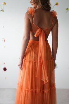 Highlights Gorgeous tulle maxi dress Unique frill straps Cut out waist Beautiful mesh back tie Available in Orange, Green, Lilac, Pink & Blue Sizing The model is 5'10 and wears UK size 8 / S / US size 4 Fit & Fabric Made from 100% Polyester Rear zip Adjustable straps Double lined True to size Length from top of bust to hem: 139cm Stretch: 5/10 Perfect for Wedding Guest Formal Events Backless Dress Maxi, Citrus Colored Bridesmaid Dresses, Colorful Beach Wedding Dress, Wedding Guest Dress Big Bust, Pastel Wedding Bridesmaids Dresses, Flowy Prom Dresses Long, Destination Wedding Dress Guest, Light Orange Prom Dress, Preppy Prom Dresses