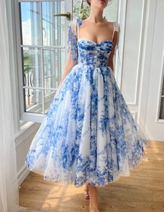 Blue Organza Evening Dress Ball Gown, Blue Organza Dress For Banquet, Summer Tulle Dresses With Fitted Bodice, White A-line Dress With Tulle Skirt, Blue Tulle Dress For Party, Summer Tulle Dress For Banquet, Light Blue Tulle Dress For Banquet, Blue Organza Prom Dress, Blue Organza Dress For Prom Season