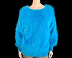 80% Angora Fuzzy Cerulean Blue Long-Sleeve Scoop-Neck Pullover Sweater 37" bust Casual Scoop Neck Sweater For Winter, Angora Sweater, Cerulean Blue, Pullover Sweater Women, Chemical Free, Women Pullover, Size Tag, Pullover Sweater, Sweater Outfits