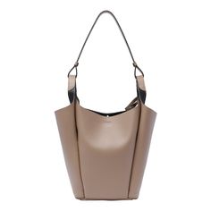 100% Calf Leather Tods Bag, Tods Shoes, Chloe Purses, Timeless Wardrobe Staples, Leather Bucket Bag, Leather Bucket, Gorgeous Bags, Scarf Jewelry