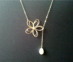 Flower with White Pearl Lariat Necklace, Flower pendant, Pearl charm Necklace, wedding jewerly, everyday jewelry, Necklace. $24.50, via Etsy. Dainty Jewelry With 3d Flowers For Gift, Gold Jewelry With Flower Decoration For Gift, Gold 3d Flower Jewelry For Gift, Gold 3d Flower Jewelry Gift, 3d Petal Shaped Floral Jewelry Gift, Elegant Flower Necklace For Mom, Rose Gold Jewelry With 3d Flowers For Gift, Flower Shaped Jewelry With Flower Decoration As Gift, Flower Shaped Jewelry For Gifts