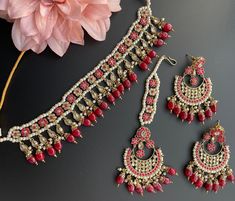 This is a beautiful Choker that comes with a set of earrings and Maangtika. Can be worn on any outfit or for a bridal look as its a complete set. Perfect for Mehendi or Sangeet! Cheap Party Jewelry For Navratri, Polki Choker, Beautiful Chokers, Maang Tikka, Authentic Indian, Indian Wedding Jewelry, Bridal Look, Jhumka Earrings, Colourful Necklace