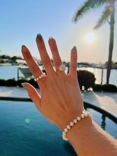 Stretch bracelet featuring white faceted glass beads, rondel pearls, and galvanized gold beads. Perfect for every day wear and stackable! Aesthetic Turquoise, Vsco Jewelry, Beach Post, Beachy Necklace, Coconut Girl Aesthetic, Gold Trend, Coastal Tropical, Sand Glass, Accessory Inspo