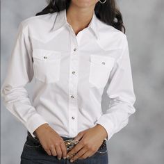 -White Classic Western Shirt -Pearl Clasps -Sizes Xs -New Without Tags -Never Worn Urban Western, Long White Shirt, Cowboy Shirt, White Shirts Women, Top Shirt Women, White Solid, Womens Long Sleeve Shirts, Western Shirt, Plus Dresses