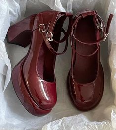 Chunky Heels Aesthetic, Doll Heels, College Wardrobe, Looks Style