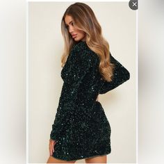 Size 4 Fall Mini Sequin Dress For Date Night, Fall Date Night Sequin Mini Dress, Fall Date Night Mini Sequin Dress, Green Mini Length Dress For Party Season, Green Mini Dress For Winter Party, Green Winter Mini Dress For Party, Glamorous Long Sleeve Mini Dress For Fall, Fall Sequin Mini Dress, Green Mini Dress For Date Night Party Season