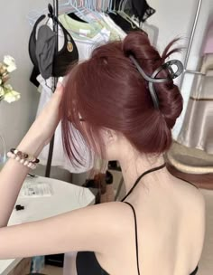 Pinkish Brown Hair, Red Hair Inspiration, Korean Hairstyles, Girl Hair Colors, Korean Hair Color, Wine Hair, Hair Color Streaks, Cosplay Hair, Hair Color Auburn