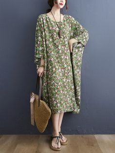 Sku CY-!89390 Material >70%Cotton Style Loose , Batwing Sleeves Feature Floral Printed Neckline Round-neck Occasion Going out , Casual , Vacation , Vintage Seasons Spring , Summer Type Midi Dresses Color SAME AS PICTURE Size FREE SIZE Please consult the size chart we provide for this item's measurements to help you decide which size to buy.Please note: There may be 1-3cm differ due to manual measurement.CMINCH Bust Length FREE SIZE 248 113 Loose Summer Dresses With Floral Print, Loose Spring Vacation Dresses, Printed Long Sleeve Relaxed Fit Dress, Spring Floral Print Free Size Maxi Dress, Casual Loose Maxi Dress For Spring, Loose Green Summer Dress, Patterned Long Sleeve Midi Dress For Summer, Long Sleeve Patterned Midi Dress For Summer, Free Size V-neck Dress For Spring