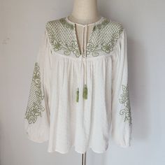 Cleo + Wolf Embroidered Boho Blouse Tassel Puff-Long Sleeve White Green Cotton Blend Pre-Owned In Great Condition. Please Note *The Real Color Of The Item May Be Slightly Different From The Pictures Shown On Website Caused By Many Factors. *Don't Go By Size Number. Do Check Measurements To Determine If The Item Will Fit. Measurements; Approximately (Laying Flat). Shoulder To Shoulder: 16 Inches (Shoulder Seam To Shoulder Seam) Sleeve Length: 24 Inches (Shoulder Seam To Cuff) Armpit To Armpit: 23 Wolf Size, Oversized Striped Shirt, Halter Shirt, Printed Tunic Tops, Burgundy Lace, Puff Long Sleeves, Boho Blouse, Tie Front Blouse, Pink Linen