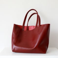 Color: Small wine red Cowhide Bag, Red Handbag, Commuter Bag, Big Bag, Bean Paste, Bag Trends, Big Bags, Shoulder Messenger Bag, Wine Red