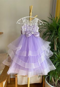 Flower Girl Dresses Lavender, Magical Dresses Fairytale, Bridget Wedding, Lavender Flower Girl Dress, Lilac Flower Girl Dresses, Tutu Flower Girl Dress, Rapunzel Wedding, Purple Flower Girls, Purple Flower Girl Dress