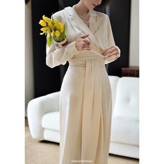 An elegant long dress that looks like the main character of a 1980s movie. The upper body has a pleated design, and the waist part has a complicated structure that looks like hanging fabric. An item with an elegant drape that gives a gorgeous impression. 
 
 
 Size 
 
 XS size 
 
 Length: 123cm 
 Shoulder width: 38cm 
 Bust: within 90cm 
 Waist: within 63cm 
 Hip: within 92cm 
 Sleeve length: 56cm 
 
 S size 
 
 Length: 128cm 
 Shoulder width: 40cm 
 Bust: within 94cm 
 Waist: within 67cm 
 Hip: Pre-draped Formal Maxi Dress With Folds, Formal Pre-draped Maxi Dress With Folds, Formal Draped Maxi Dress With Folds, Formal Pleated Draped Maxi Dress, Pleated Draped Maxi Dress For Formal Occasions, Formal Beige Midi Dress With Pleated Waist, Floor-length Pleated Maxi Dress For Dinner, Pleated Floor-length Maxi Dress For Dinner, Elegant Long Sleeve Midi Dress With Folds