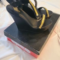 Wedge Heels Brand New Night Out Wedge Sandals With 4-inch Heel, Heels Ideas, Ladies Heels, Goth Shoes, Hot Shoes, Golden Girls, Pretty Shoes, Womens Heels, Wedge Heels