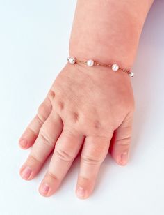 Elegant White Jewelry For Birthday, Dainty Adjustable Jewelry For Birthday, Elegant Hypoallergenic Bracelets For Birthday, Hypoallergenic Dainty Bracelet For Birthday, Cute Gold Pearl Jewelry, Elegant Round Jewelry For Baptism, Cute Hypoallergenic Wedding Jewelry, Dainty White Jewelry For Baptism, Elegant Pearl White Jewelry For Baptism