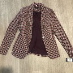 Nwt Tommy Hilfiger Plaid Blazer Sz 4 Slim Fit Tommy Hilfiger Luxury Casual Outerwear, Tommy Hilfiger Winter Workwear Outerwear, Casual Beige Blazer For Office Wear, Spring Plaid Outerwear For Office, Tommy Hilfiger Fitted Long Sleeve Blazer, Tommy Hilfiger Single Breasted Work Outerwear, Tommy Hilfiger Fitted Casual Outerwear, Fitted Casual Tommy Hilfiger Outerwear, Tommy Hilfiger Notch Lapel Outerwear For Work