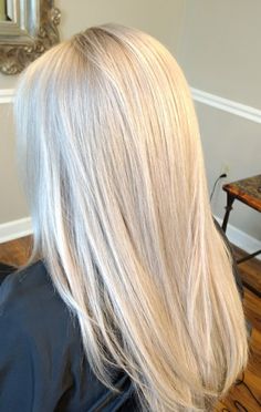 Clear Blonde Hair, Blonde To The Root, Highlights Blonde Hair Platinum, All Bleached Hair, Blonde Ice Hair, Platinum Blonde Hair Color Ideas For Summer, Full Head Blonde Highlights With Root Smudge, Super Blonde Hair With Dark Roots, Platinum Blonde Medium Length Hair