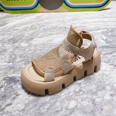 SPECIFICATIONSWith Platforms: YesUpper Material: SyntheticStyle: FashionSide Vamp Type: CoveredSandal Type: BasicPlatform Height: 0-3cmPattern Type: SolidOutsole Material: RubberOrigin: CN(Origin)Occasion: CasualModel Number: AD1255Lining Material: SyntheticItem Type: SandalsInsole Material: PUHeel Type: Flat withHeel Height: Med (3cm-5cm)Fit: Fits true to size, take your normal sizeFashion Element: PlatformDepartment Name: AdultClosure Type: Hook LoopBrand Name: NoEnName_NullBack Counter Type: Large Size Womens Shoes, Mesh Heels, Boots For Short Women, Roman Sandals, Buckles Fashion, Winter Ankle Boots, Beige Shoes, High Heel Boots Ankle, Grey Shoes