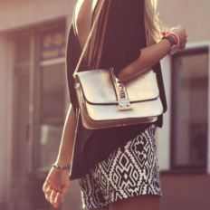 Shorts and Blouse Mode Shoes, Looks Black, Fashion Mode, Rebecca Minkoff