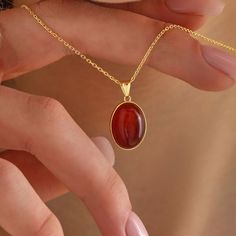 14k Gold Carnelian Crystal Necklace Red Real Gemstone Soulmate Pendant Dainty Gold Witchy Jewelry Non Tarnish Unique Gift for Her - Etsy Real Gold Necklaces, Aesthetic Gold Pendant, Gold Pendant Aesthetic, Gold Stacked Jewelry, Simple Gold Jewelry Aesthetic, Dainty Jewelry Aesthetic, Gold Necklace Aesthetic, Red Jewelry Necklace, Cardinal Necklace