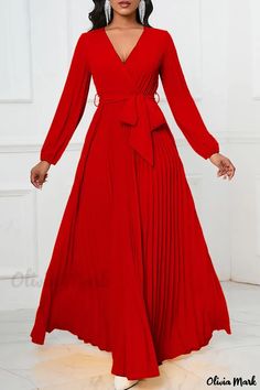 OliviaMark - Stilvolles Rotes Bandage Patchwork Plissee V-Ausschnitt A-Linien Kleid mit elegantem Design Classic Style Outfits, Lantern Sleeve Dress, Plain Dress, High Waist Fashion, Elegant Dresses For Women, Pleated Maxi Dress, Elegant Red, African Design Dresses, Loose Outfit