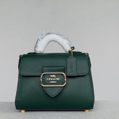 The modern retro style has a classic, calm and atmospheric feeling and is very personalized. The buckle opening makes it casual and natural, giving it a casual and lazy feeling~ It has a detachable long shoulder strap and enough capacity.
Size: 21*16*6 Music Bag, Multifunction Bag, Orange Backpacks, Retro Handbags, Lv Purse, Lv Shoes, Small Tote Bag, Lv Handbags, Lv Belt