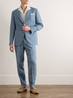 Brunello Cucinelli's Italian tailoring is crafted with meticulous attention to detail. This suit jacket is made from naturally breathable linen in a single-breasted profile with wide notch lapels and a partial lining for lightness. Groom Suit Summer, Linen Jacket Men, Mens Linen Jackets, Italian Tailoring, Linen Suits For Men, Suit For Men Wedding, Suit Jacket For Men, Light Blue Suit, Orange Suit