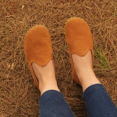 Groundies Shoes, Natural Shoes, Best Barefoot Shoes, Slip On Shoes For Women, Shoe Photography, Shoes Minimalist, Future Board, Barefoot Boots, Hiking Shoes Women