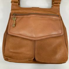 Fossil British Tan Pebbled Leather Shoulder Bag Handbag w Key 75082 Casual Leather Flap Bag For On-the-go, Pebbled Leather Crossbody Shoulder Bag For On-the-go, Leather Satchel With Pockets For On-the-go, Soft Pebbled Leather Bag With Top Handle, Soft Pebbled Leather Top Handle Bag, Soft Pebbled Leather Satchel Tote, Casual Leather Camera Bag, Rectangular, Double Handle Soft Pebbled Leather Bag, Pebbled Leather Satchel With Soft Leather And Double Handle