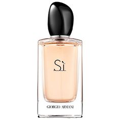 Giorgio Armani Beauty - Sì Eau de Parfum #sephora Si Perfume, Giorgio Armani Perfume, Italian Beauty Secrets, Armani Parfum, Giorgio Armani Beauty, Armani Si, Hermes Perfume, Popular Perfumes, Italian Beauty