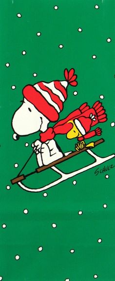 Snoopy and Woodstock Sledding Gift Bag Snoopy Winter, Snoopy Collectibles, Woodstock Snoopy, Peanut Gang, Snoopy Images, Peanuts Charlie Brown, Peanuts Cartoon, Snoopy Wallpaper, Peanuts Christmas