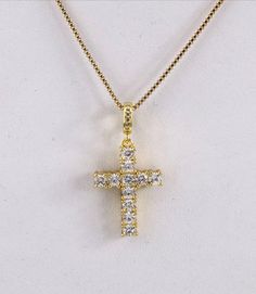 "18k Gold Plated \"Cross\" Pendant necklace cubic Zirconia diamonds 16 in stainless steel chain W/ 3in extender" Cubic Zirconia Round Pendant Necklace With Bling, Diamond Cross Pendant Jewelry With Bling, Fine Jewelry Cubic Zirconia Cross Pendant, Diamond White Cubic Zirconia Cross Pendant Necklace, White Gold Cubic Zirconia Diamond Necklace Tarnish Resistant, Crystal Cross Jewelry With Adjustable Chain, Cross Jewelry With Diamond Accents And Cubic Zirconia, Cross-shaped Jewelry With Diamond Accents And Cubic Zirconia, Cubic Zirconia Cross Jewelry With Diamond Accents