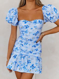 Puff sleeve printing dress Cloud Dress, Hoco Ideas, Blue Floral Mini Dress, Semi Dresses, Laundry Guide, Dainty Style, Hoco Dress, Marine Uniform, St Cloud